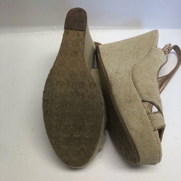 Lily Pulitzer gold canvas peep toe wedge heel 6.5 - Picture 6 of 6